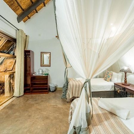 Nguni Lodge Виктория Фолс Екстериор снимка
