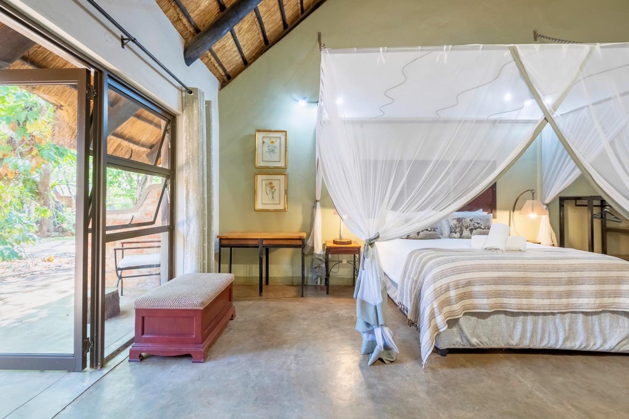 Nguni Lodge Виктория Фолс Екстериор снимка