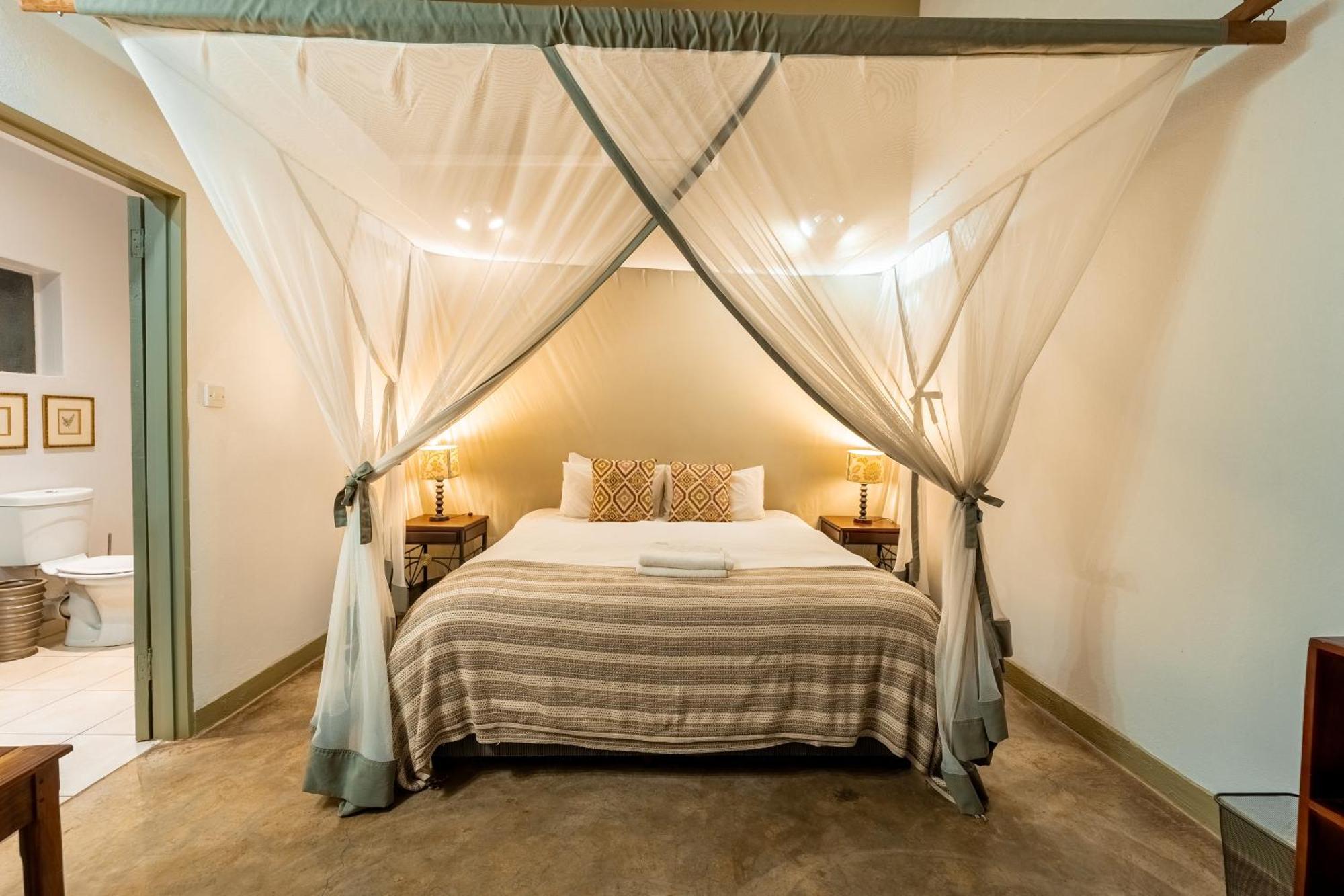 Nguni Lodge Виктория Фолс Екстериор снимка